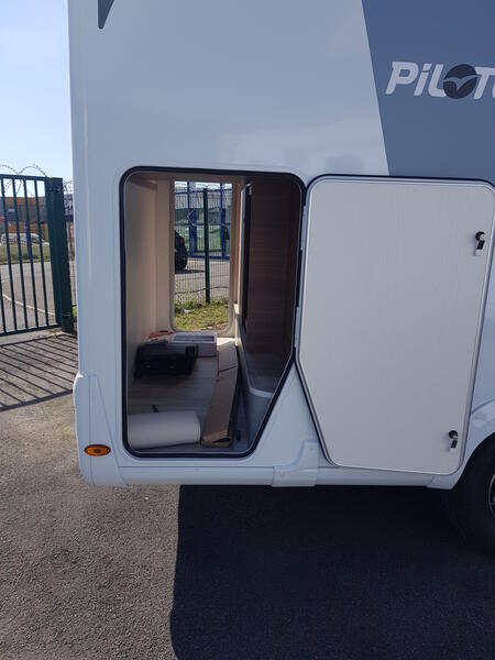 camping-car PILOTE P 696 D EVIDENCE PLUS NEUF