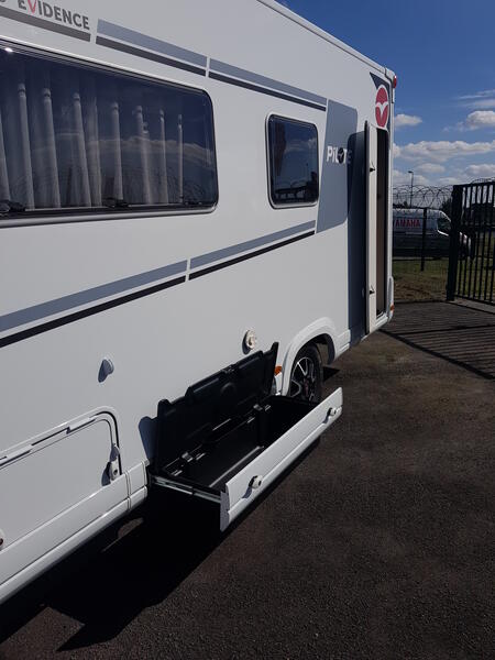 camping-car PILOTE P 696 D EVIDENCE PLUS NEUF