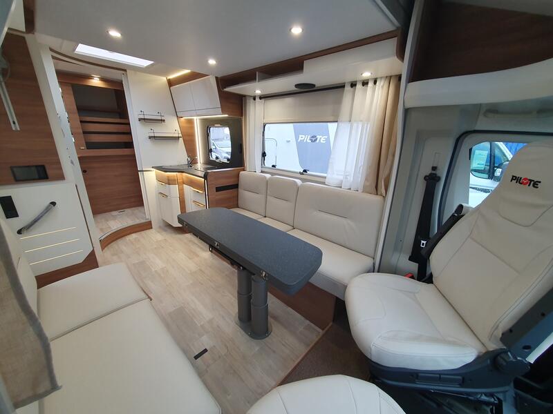 camping-car PILOTE P 696 D EVIDENCE PLUS NEUF