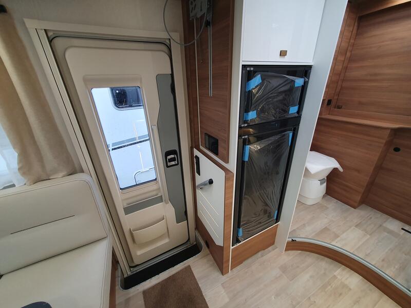 camping-car PILOTE P 696 D EVIDENCE PLUS NEUF