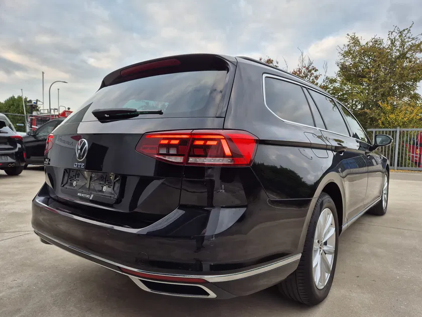 Volkswagen Passat – Image 13