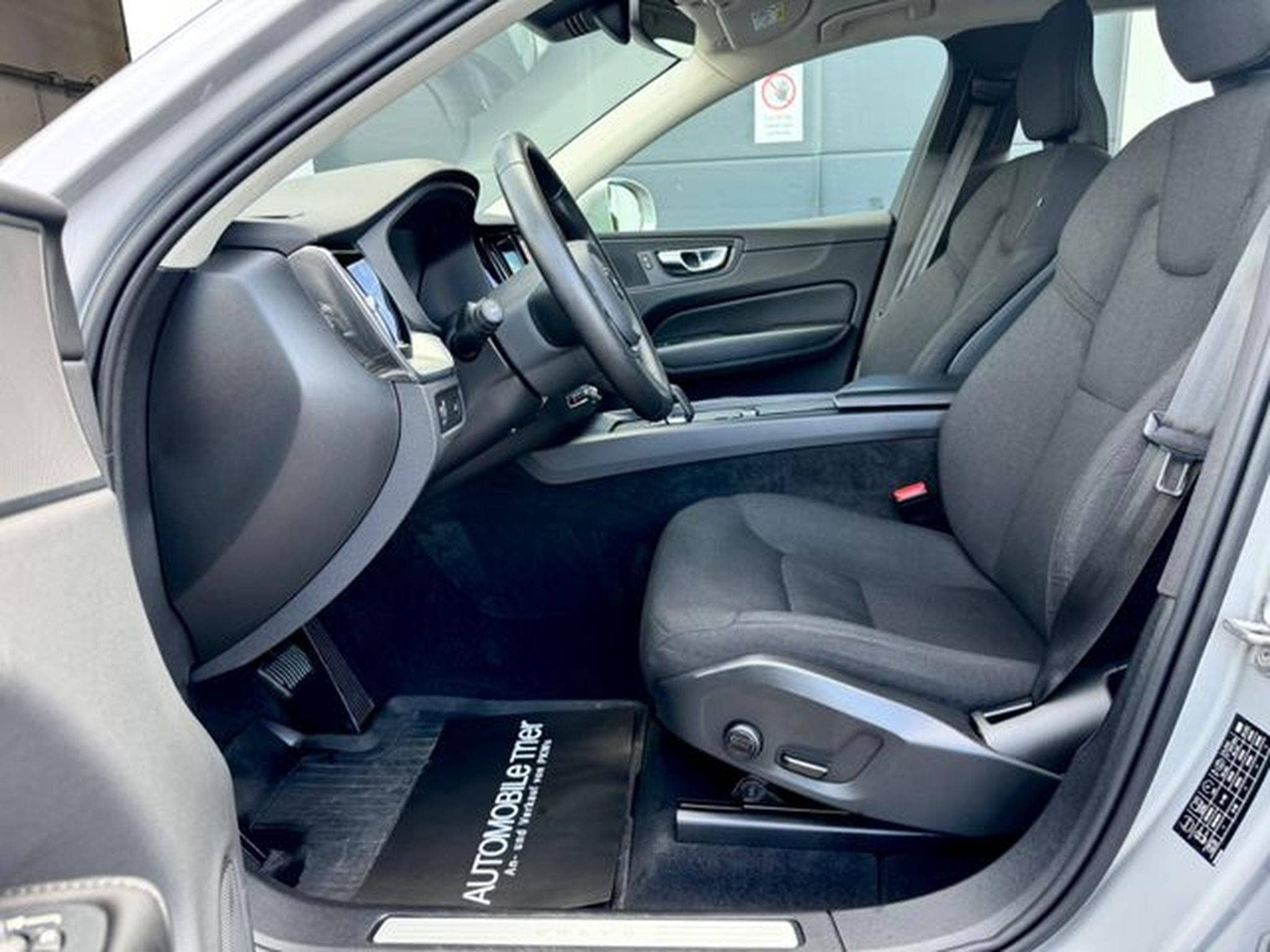 Volvo XC60 – Image 5